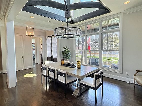 4th image of 3333 Trimble Rd