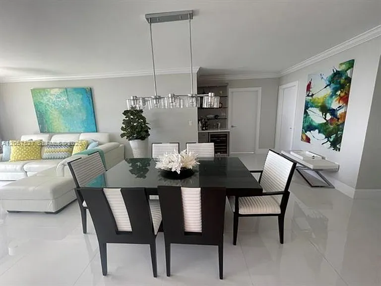 5001 Collins Avenue Cu #14A — Photo 10