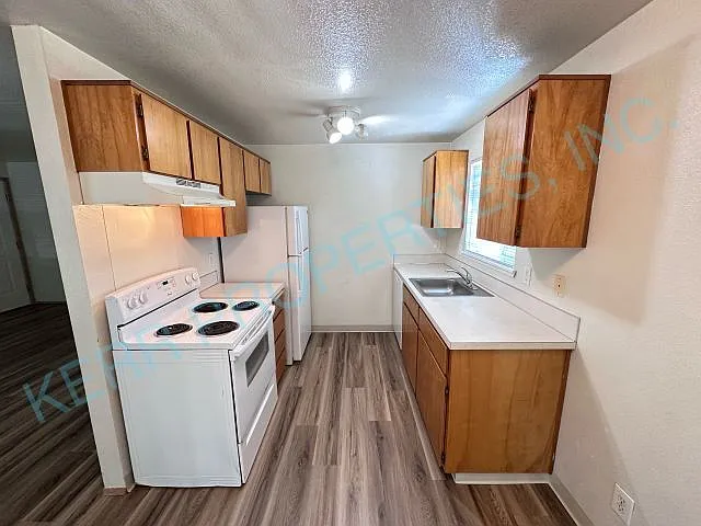 2211 SE 96th Dr — Photo 6