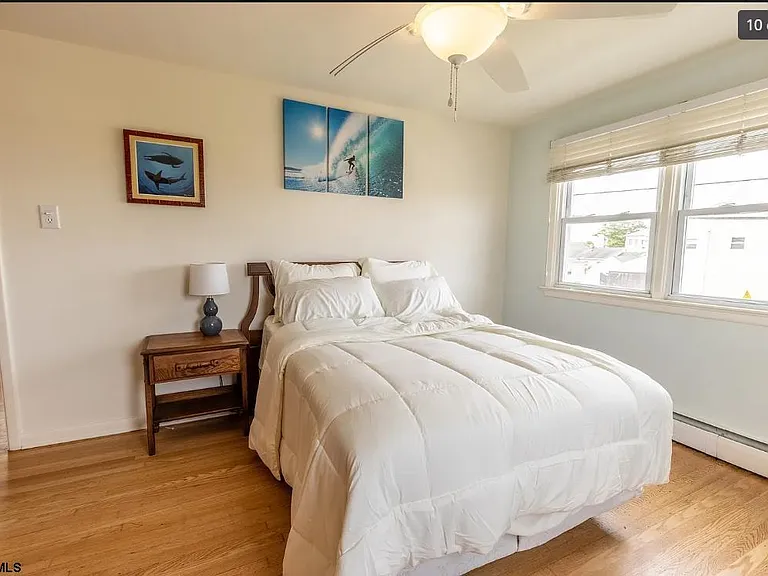 435 N Oxford Ave — Photo 10