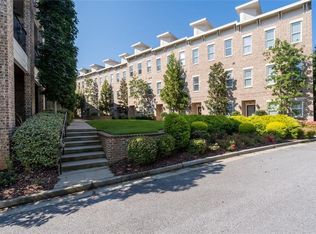 353 Brownstones Cir NE, Atlanta, GA 30312