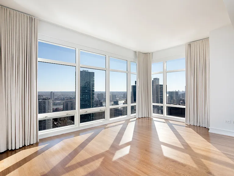 151 E 58th St #38D — Photo 4