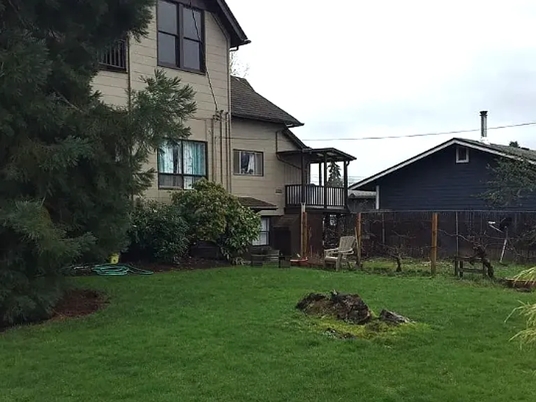 634 Calapooia St SW — Photo 1
