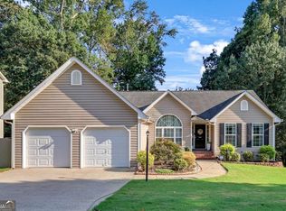 225 Dunagan Dr, Lawrenceville, GA 30045