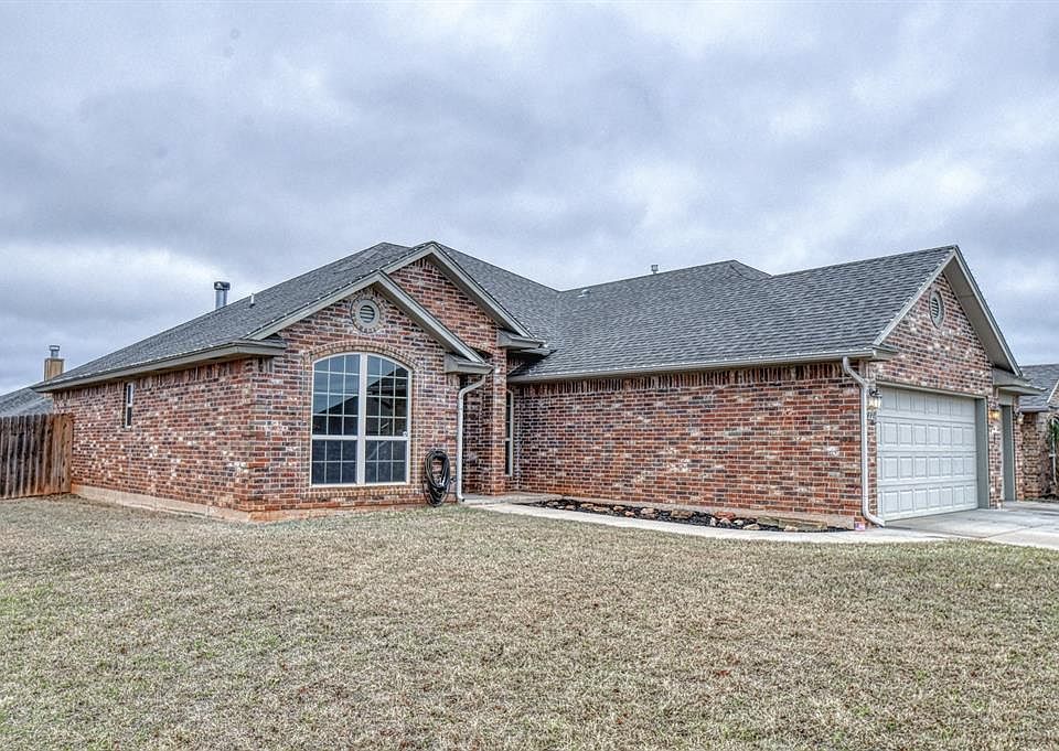 1st image of 1410 Tara Dr