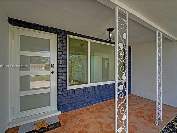 2nd image of 3816 W Park Rd