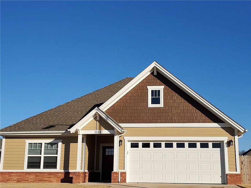1st image of 1115 Canyon Gate Dr