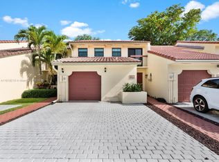Alhambra Circle, Davie, FL 33324