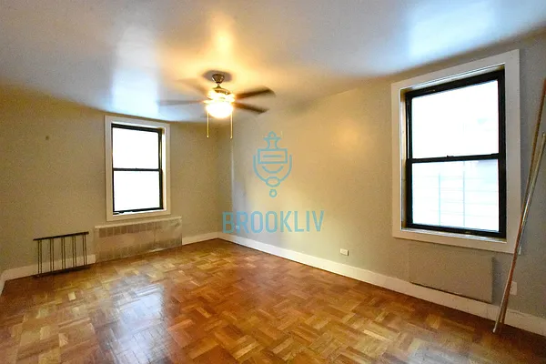 Rented by null | media 4