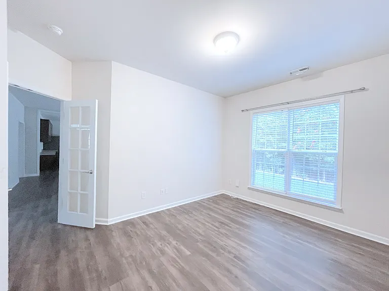 422 Selwood Pl — Photo 21