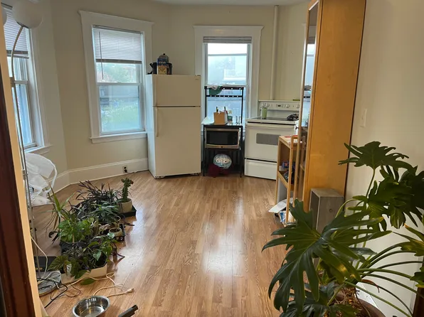 (undisclosed Address), Somerville, MA 02144