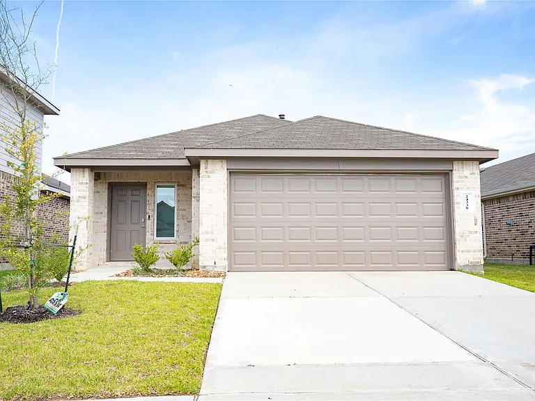 24330 Saddlestone Green Dr — Photo 1