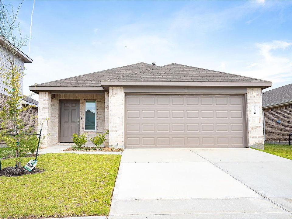 1st image of 24330 Saddlestone Green Dr