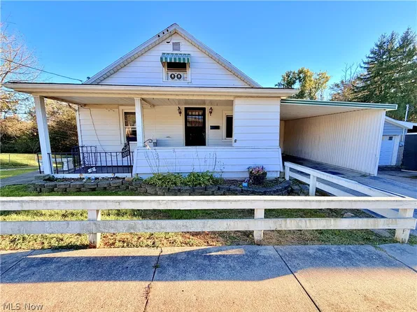 1012 Camden Ave, Parkersburg, WV 26101
