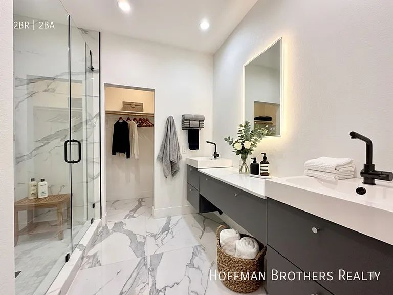 14159 Dickens St #303 — Photo 7