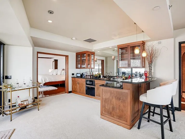 200 Harbor Dr #1502 — Photo 13