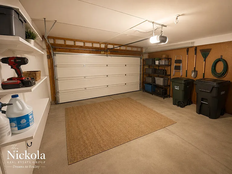 414 Whitney Dr — Photo 30