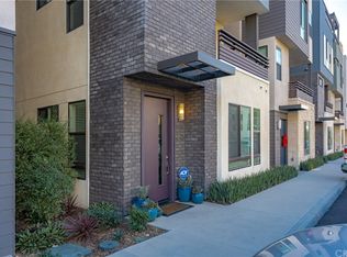 606 Malibu, Costa Mesa, CA 92627