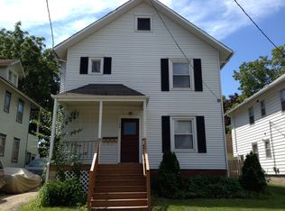 906 Pleasant St, Dekalb, IL 60115