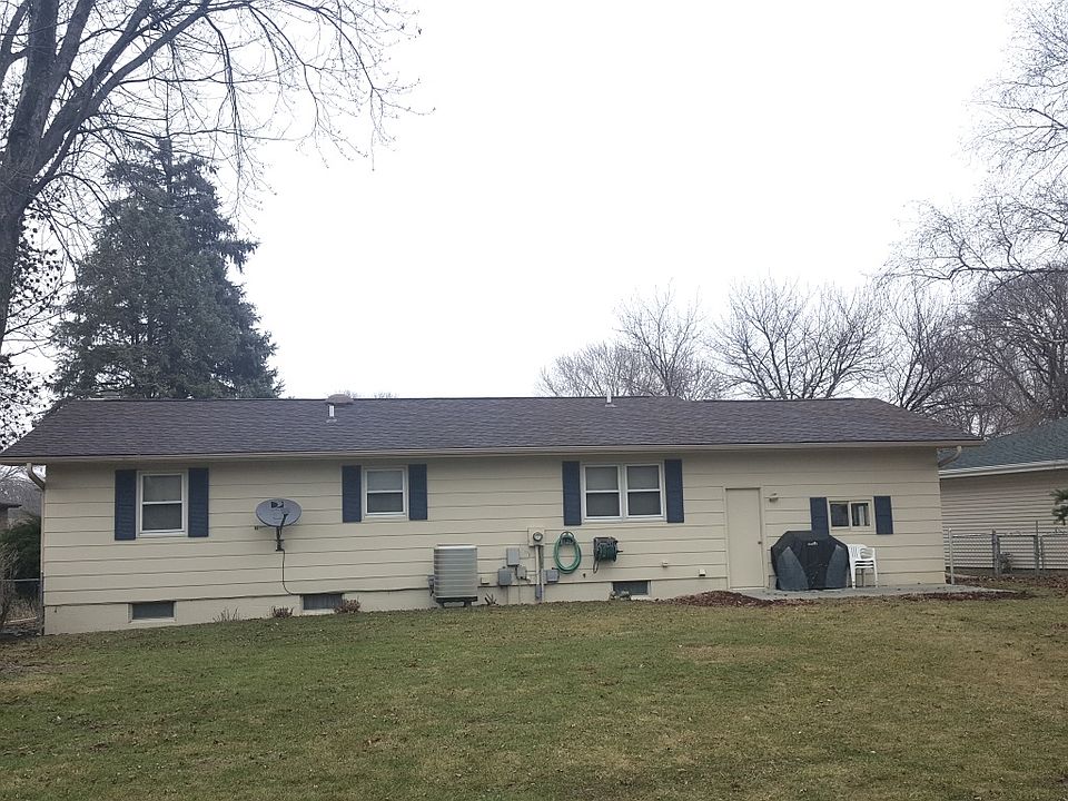 2nd image of 604 Stagecoach Rd