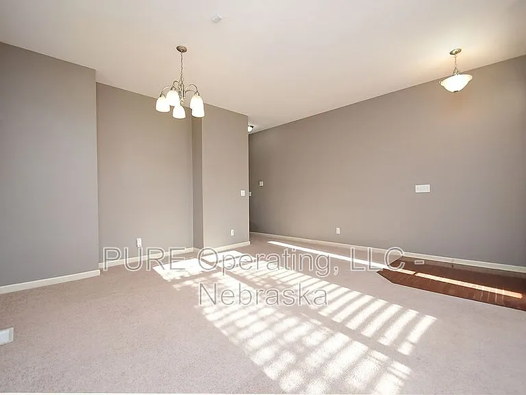 16258 Loop St — Photo 30