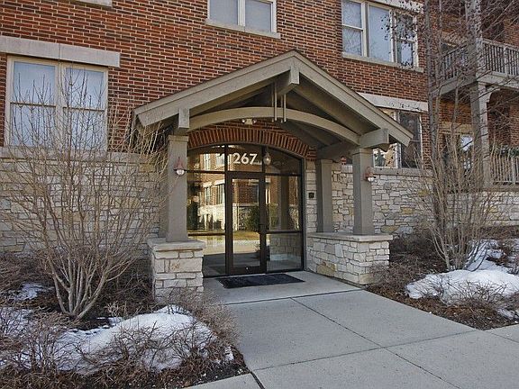 2nd image of 267 E Railroad Ave