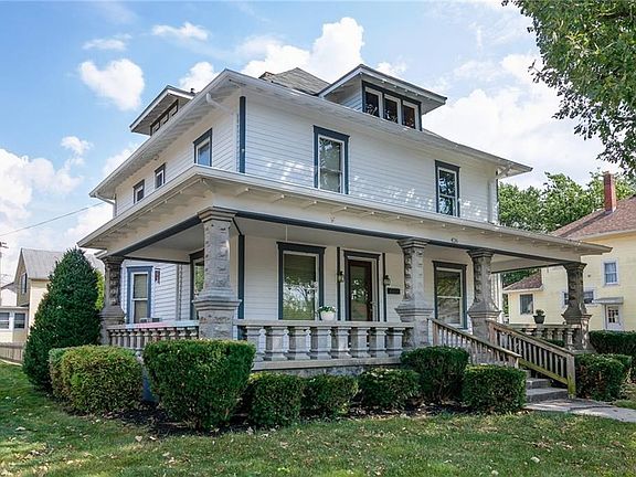 4th image of 426 Clay St