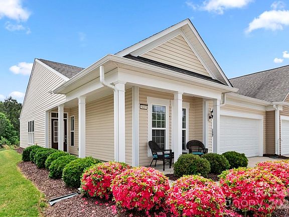 2nd image of 5037 Thistle Ln