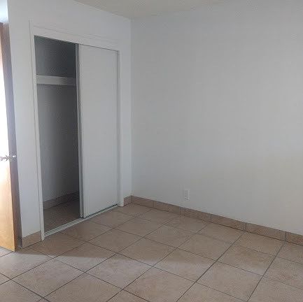 4th image of 635 N Drew St W APT B
