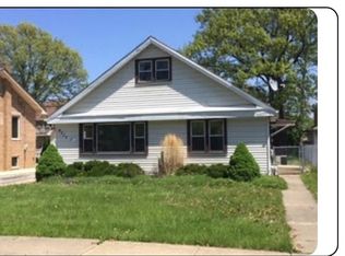 9317 S 84th Ave, Hickory Hills, IL