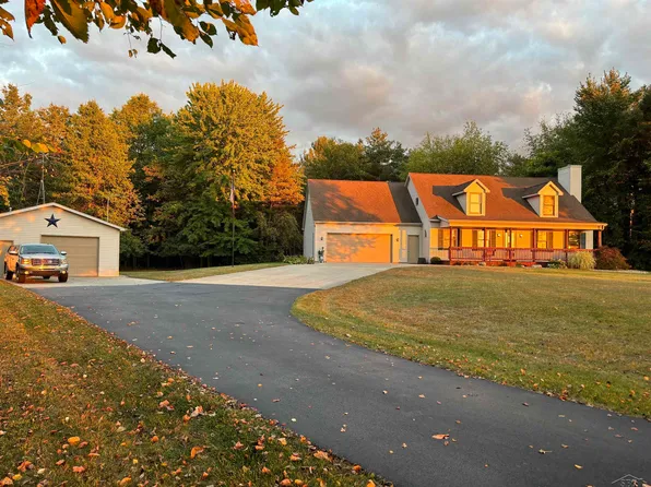 1221 S Raucholz Rd, Hemlock, MI 48626