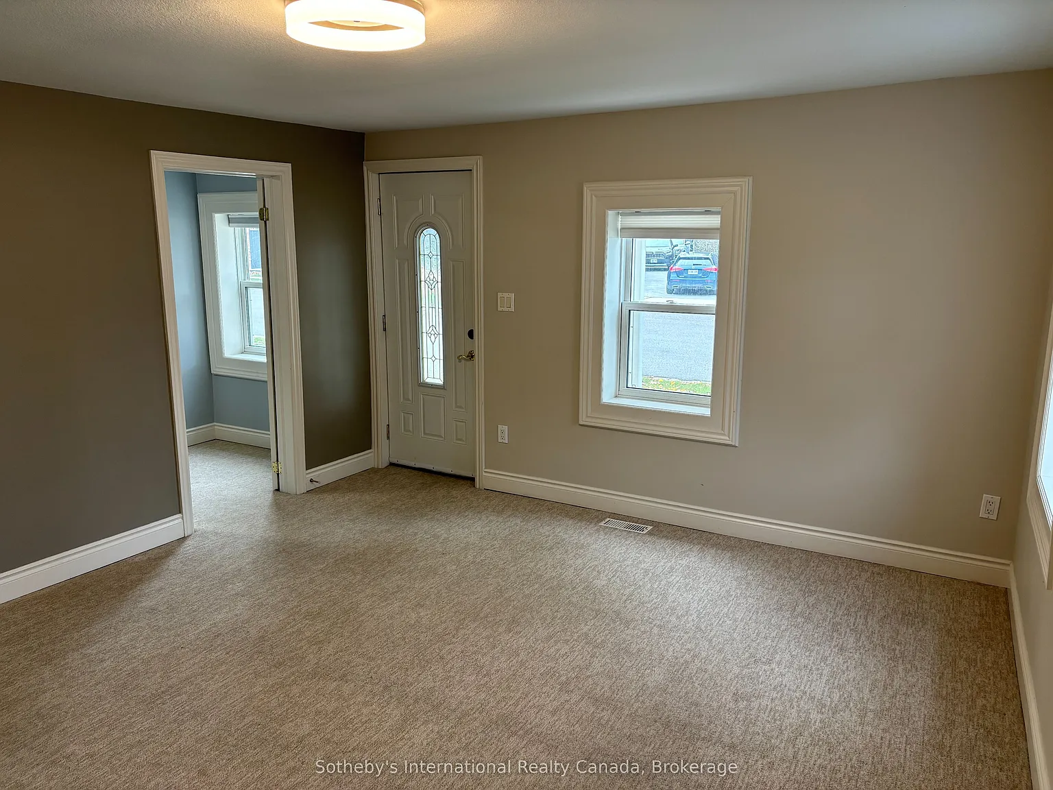 2 bed, $2,500 — Photo 4