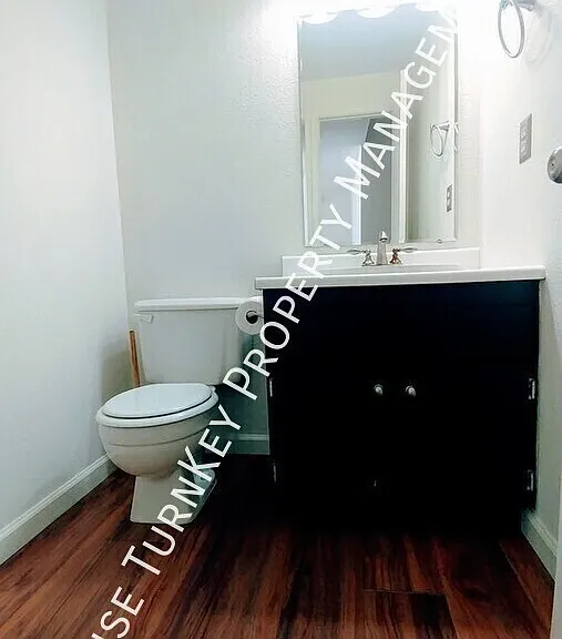 550 E Pennsylvania St — Photo 6