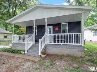 107 N Avenue St, Kincaid, IL 62540