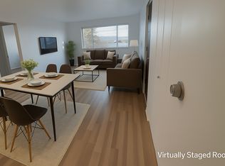 672 Dempster St APT 2E, Mount Prospect, IL 60056