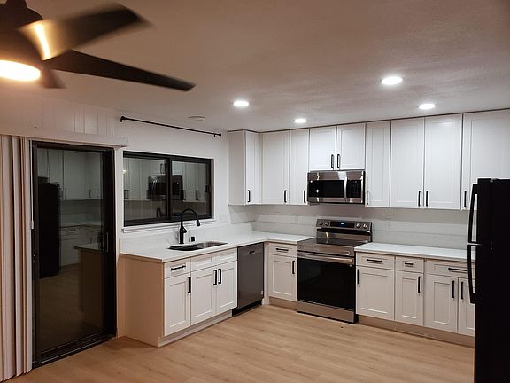 2nd image of 2464 Paradise Village Way