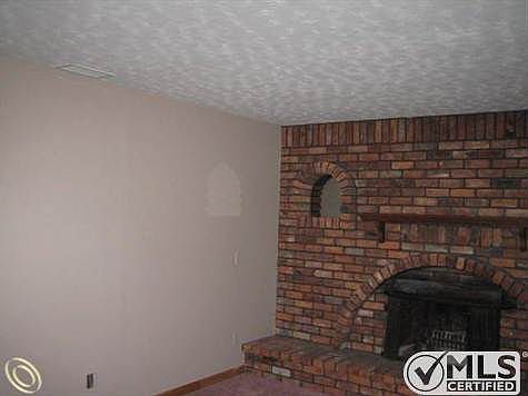 6590 cribbins rd jeddo 016.jpg