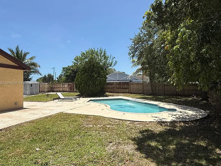11143 Model Cir E — Photo 21