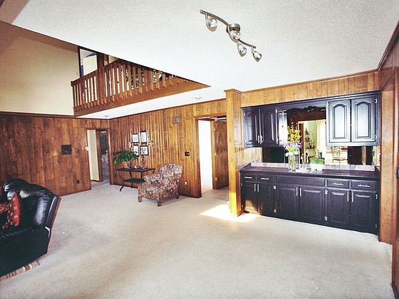Great Room/wet bar