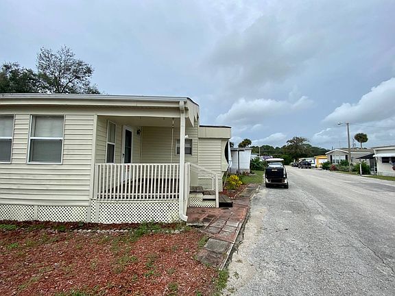5th image of 241 Astronaut Ln