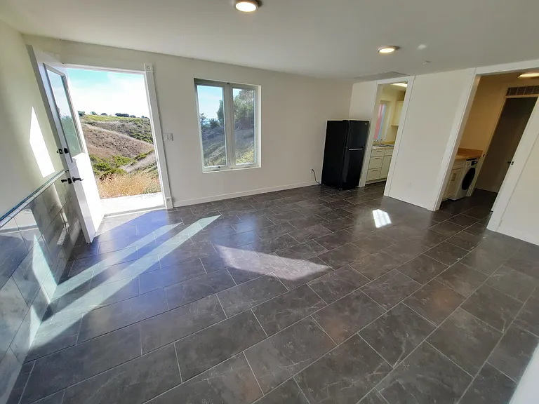 5906 Kanan Dume Rd — Photo 5