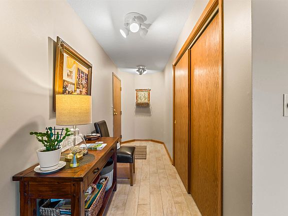 2nd image of 3667 Grand Ave APT 2