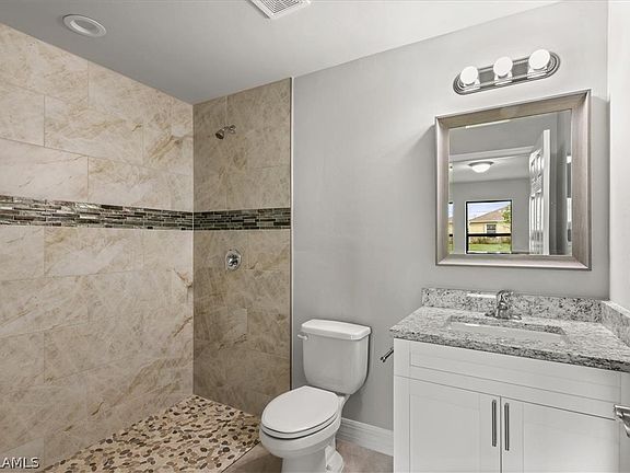 5th image of 4009 NE 20th Place Cpe