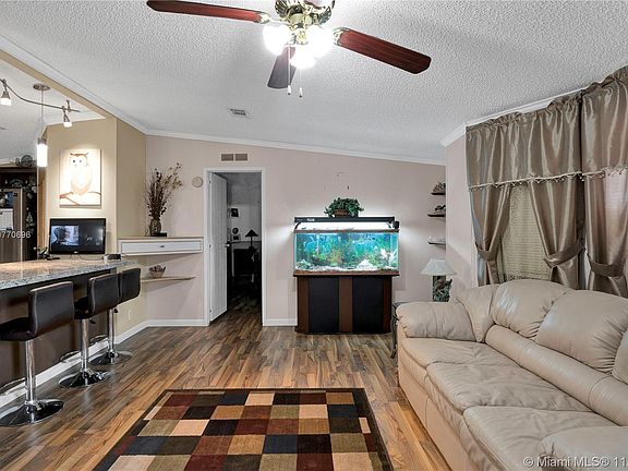 5th image of 220 NE 12th Ave Lot 216