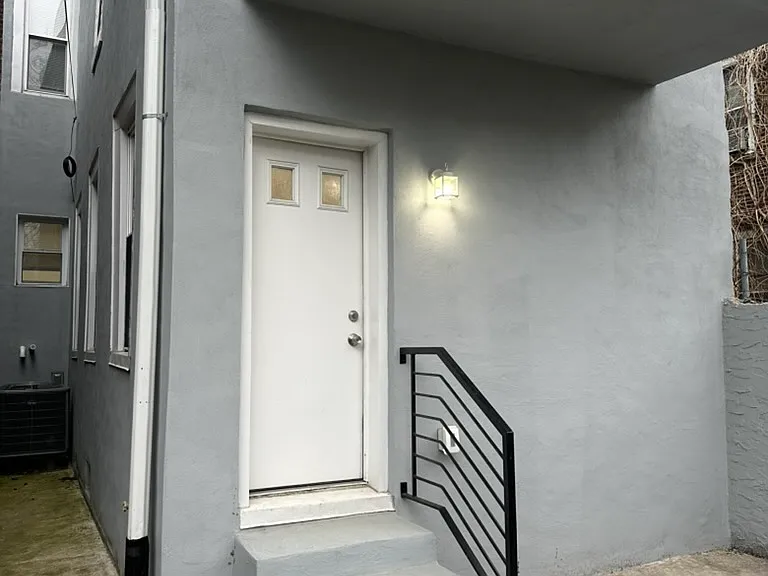 2641 N 9th St — Photo 16