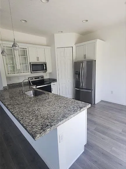9015 Madrid Cir — Photo 6