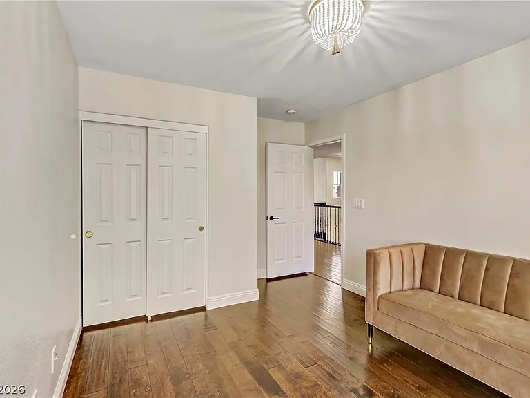 11223 Tribiani Ave — Photo 32