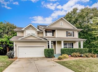 5604 Edgeweir Ct, Charlotte, NC 28269