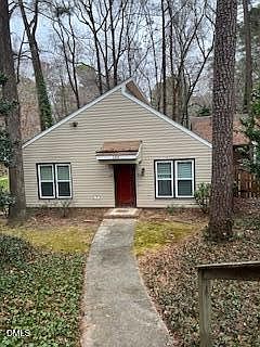 1st image of 104 Bonnell Ct