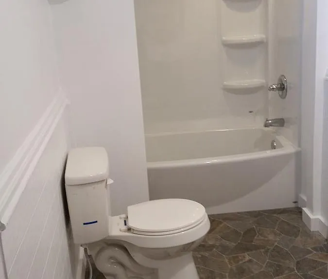2nd floor bathroom